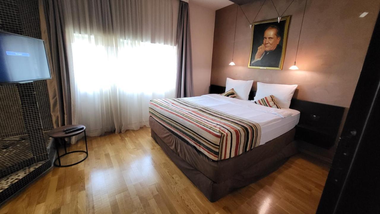 Design Hotel Mr. President Garni Belgrado Exterior foto