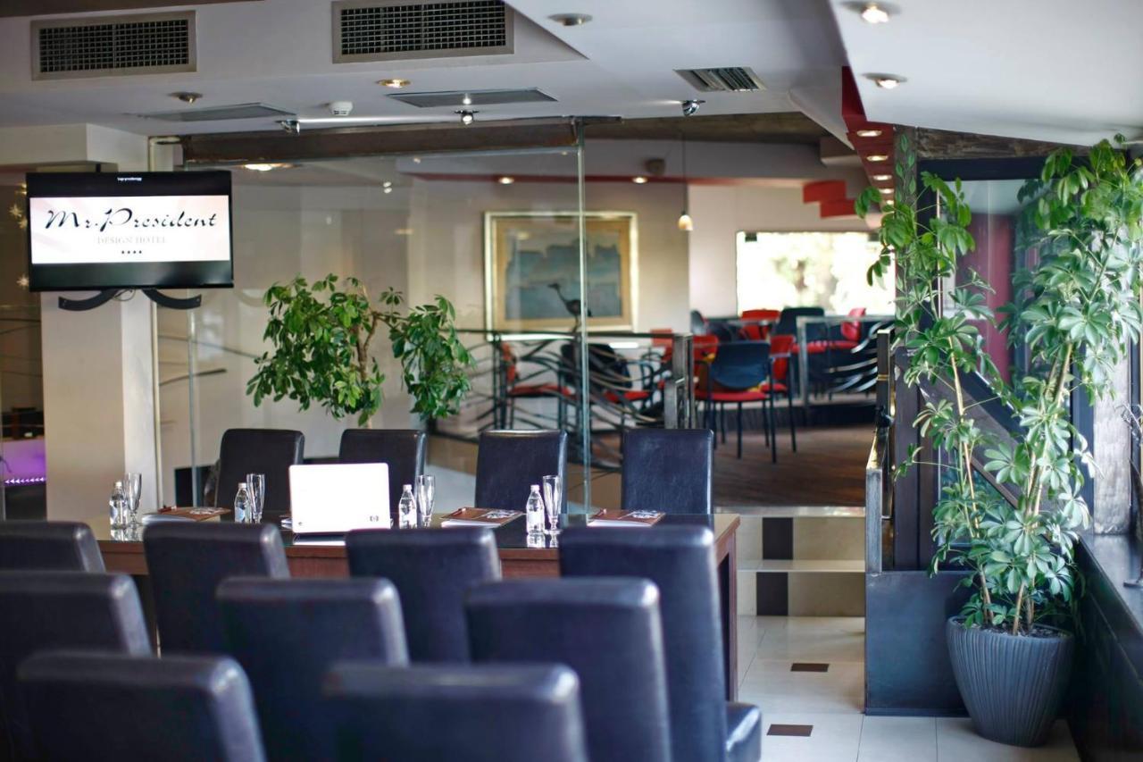 Design Hotel Mr. President Garni Belgrado Exterior foto