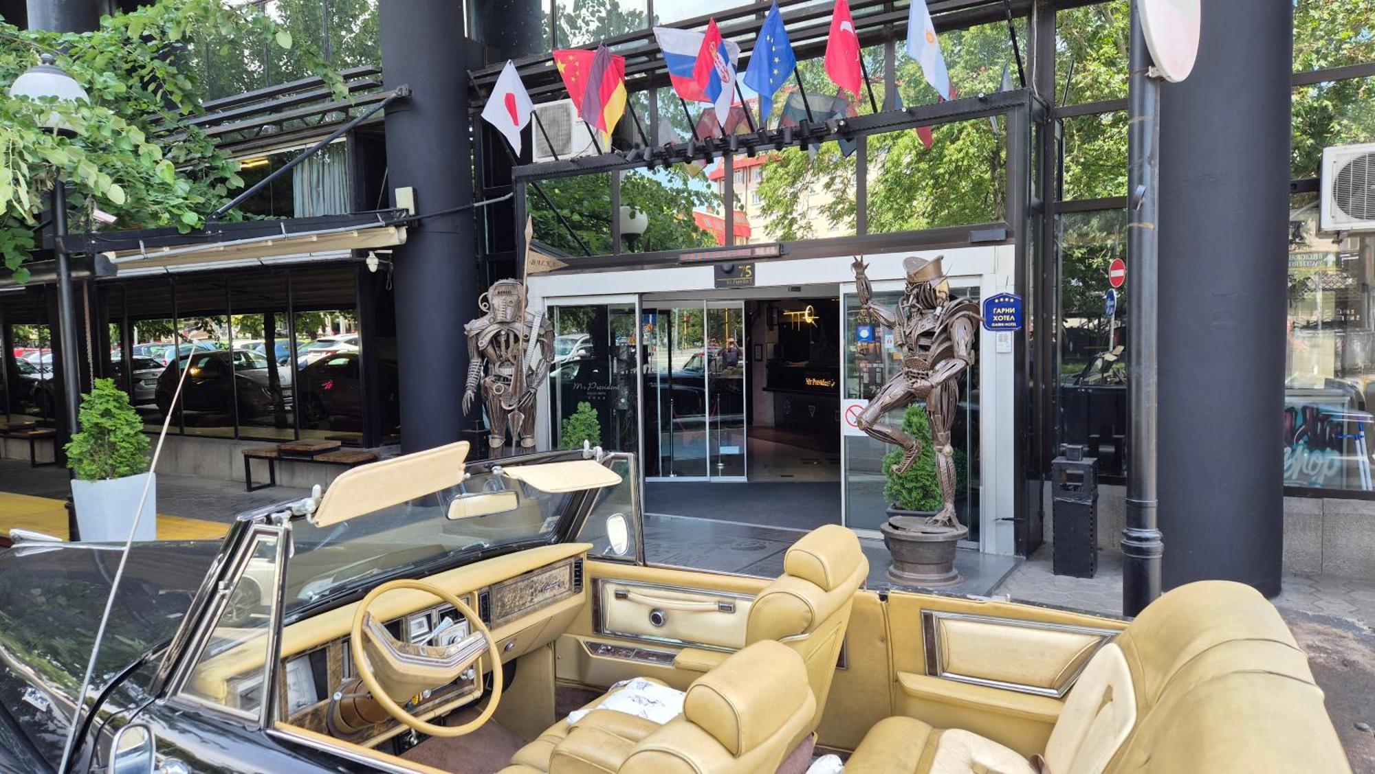 Design Hotel Mr. President Garni Belgrado Exterior foto
